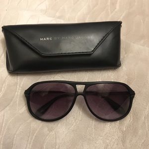 Marc by Marc Jacobs Aviator style glasses